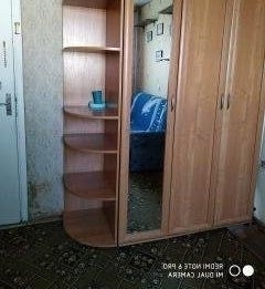 Срочно сдатся комната мужчине или женщине до 50 лет , Русским, залог .