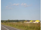 Электричество - есть, газ-магистраль.